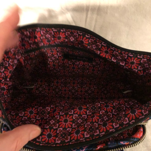 Vera Bradley Crossbody Purse and wallet - Picture 2 of 4